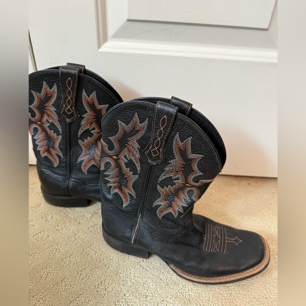 Ariat Black Western Cowboy Boots with Brown Embroidery